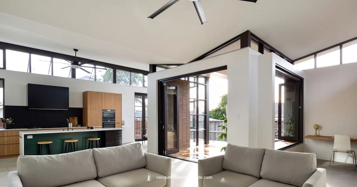 Bagless Vacuum Guide - Vacuum Cleaner Guide