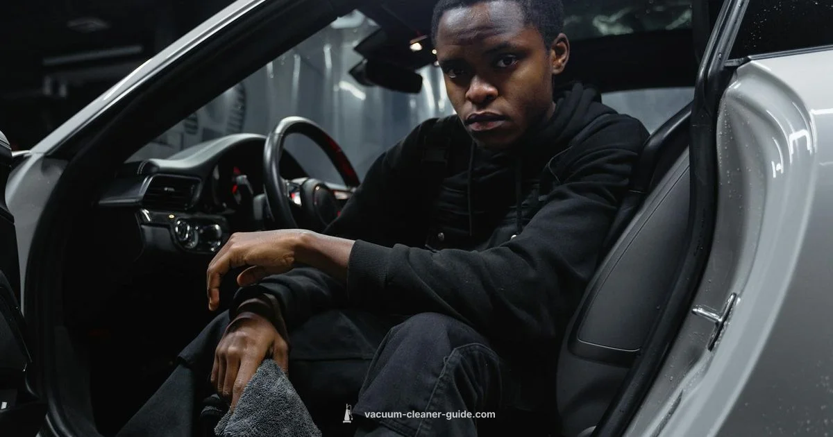 Small But Mighty Small But Mighty - Vacuum Cleaner Guide