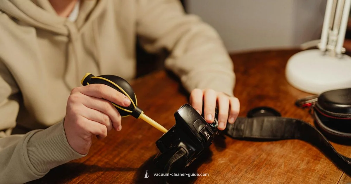 Vacuum vs Air Blower - Vacuum Cleaner Guide